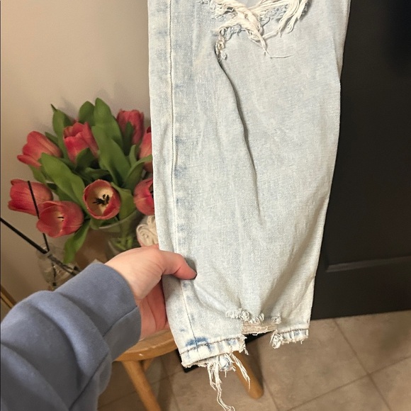 A&F Distressed Light Blue Ankle Straight - Picture 3 of 5